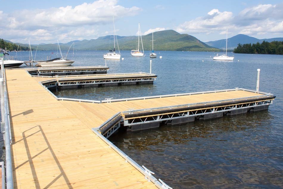 Commercial floating docks with ADA curbing