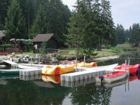 Connect-A-Dock 2000 series modular floating docks