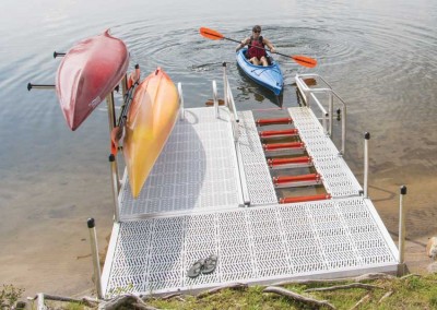 Our standard duty aluminum leg dock with launch system